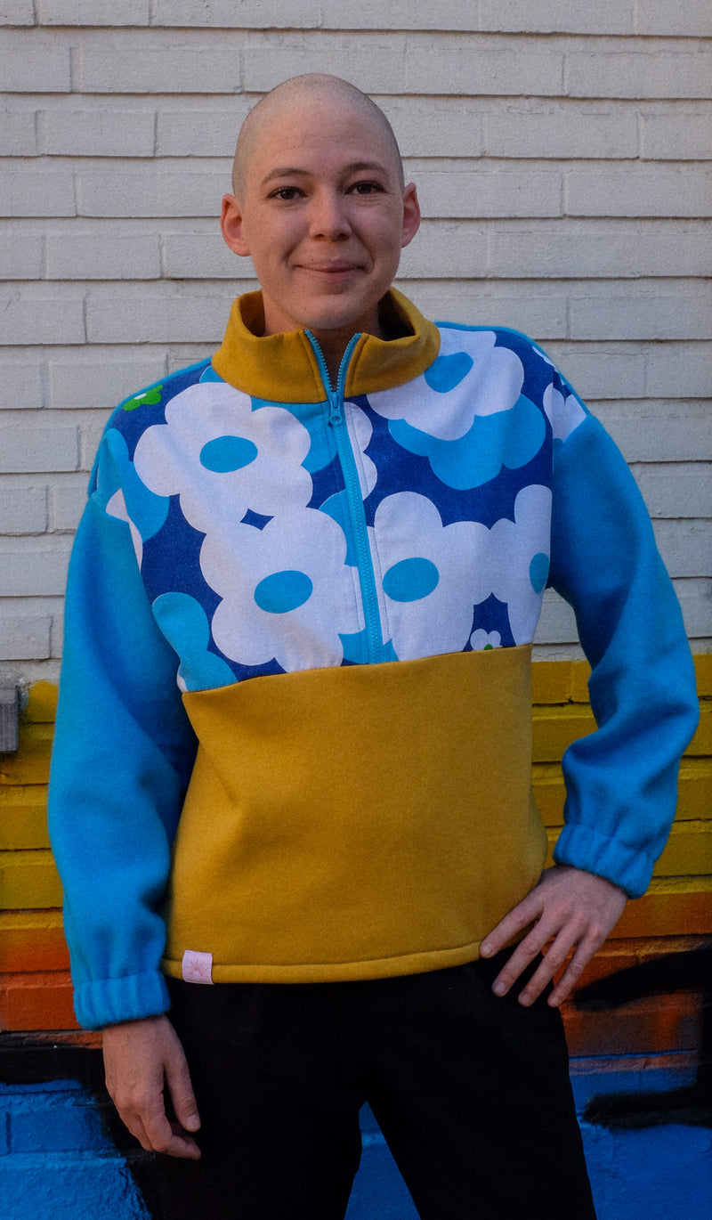 Sunset Fleece - Blue Flower - M/L