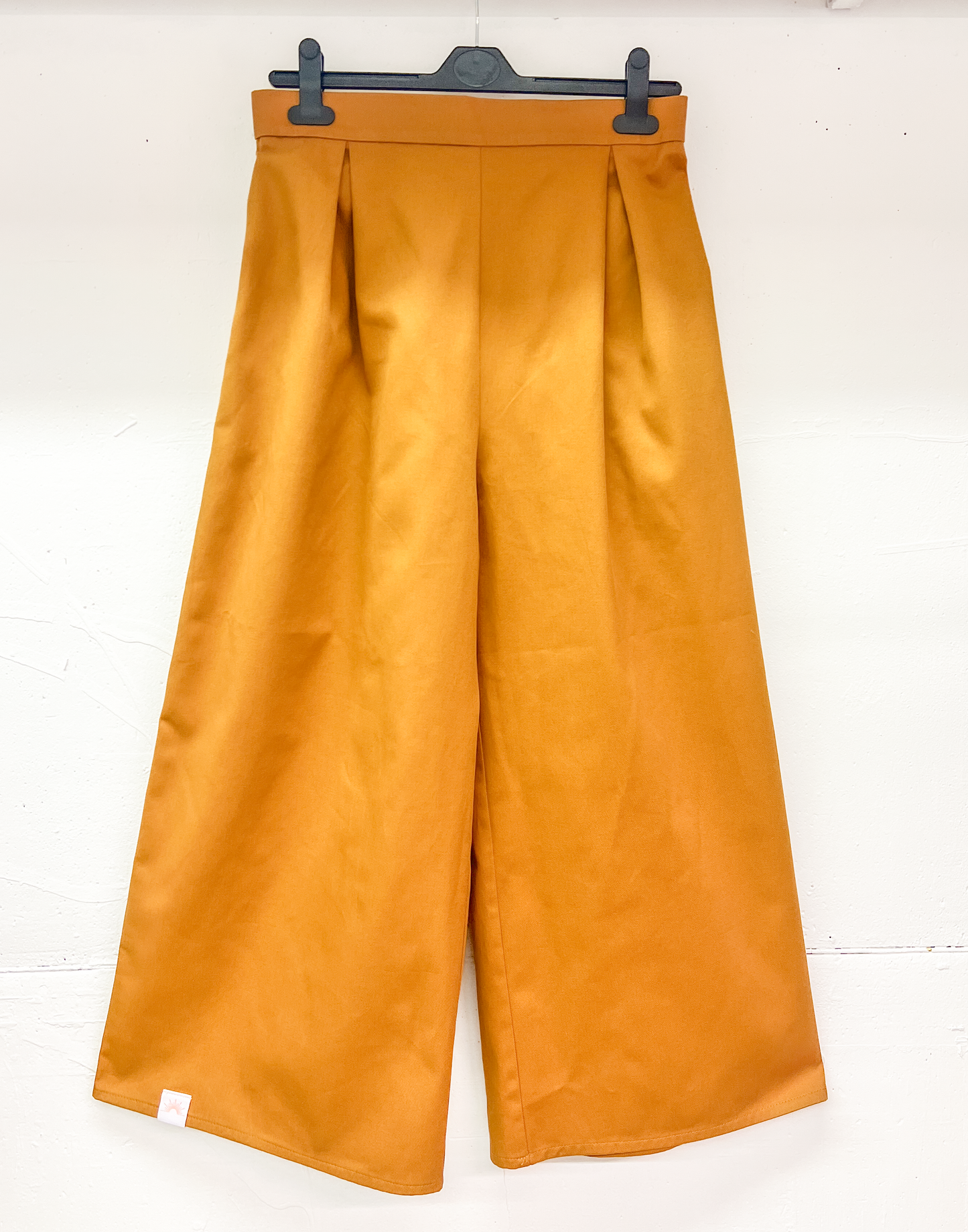 Pantalon à pinces - PRÉCOMMANDE - Jusqu'au 24/10