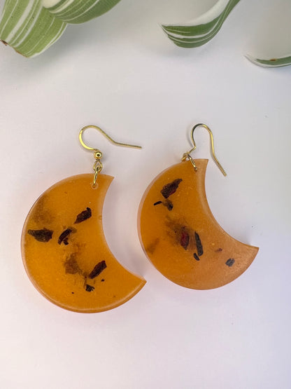 Boucles d’oreilles Lune, feuilles de rose et feuille d’or