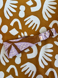 Fleur mauve brun