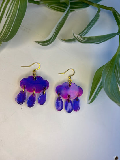 Boucles d’oreilles nuage mauve, poudre de mica