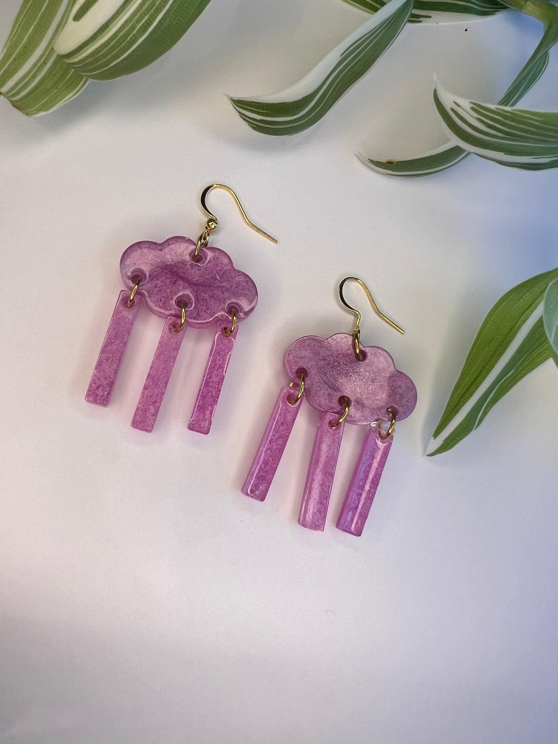 Boucles d’oreilles nuage rose, poudre de mica - LunaticShop