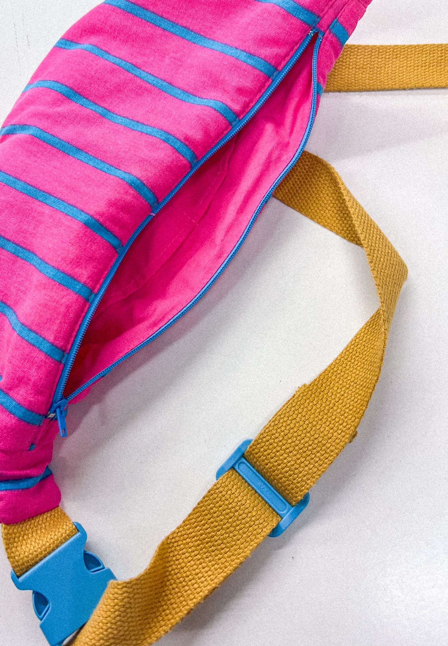 Sac halfmoon - rose et bleu