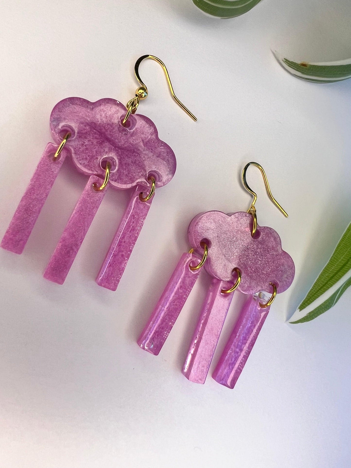 Boucles d’oreilles nuage rose, poudre de mica - LunaticShop